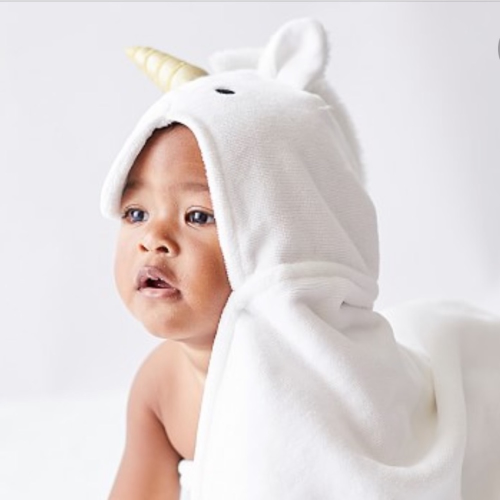 NWT: 🦄 Manhattan Kids: Unicorn hoody blankie